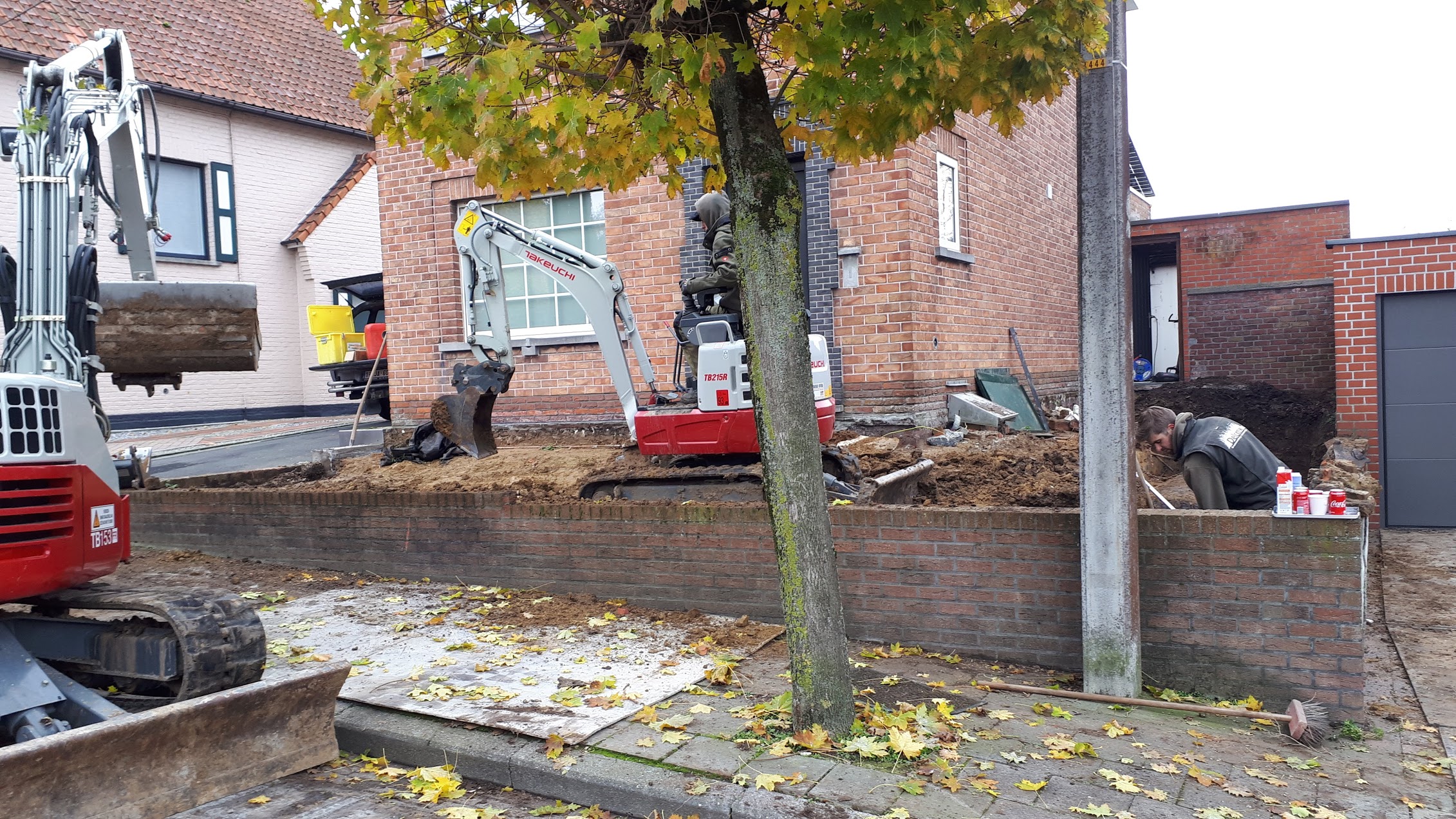 Grondwerken realisatie 02 door Groenvoorziening Delcroix