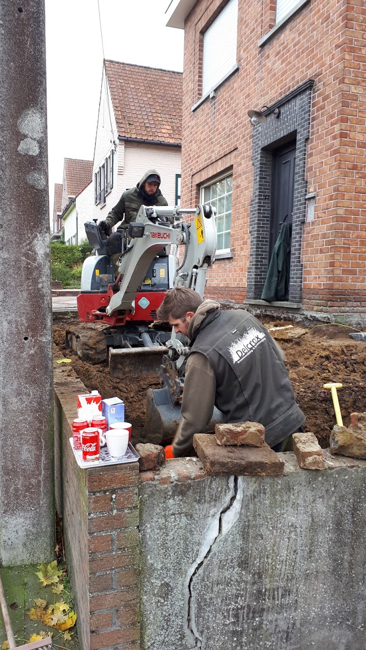 Grondwerken realisatie 01 door Groenvoorziening Delcroix